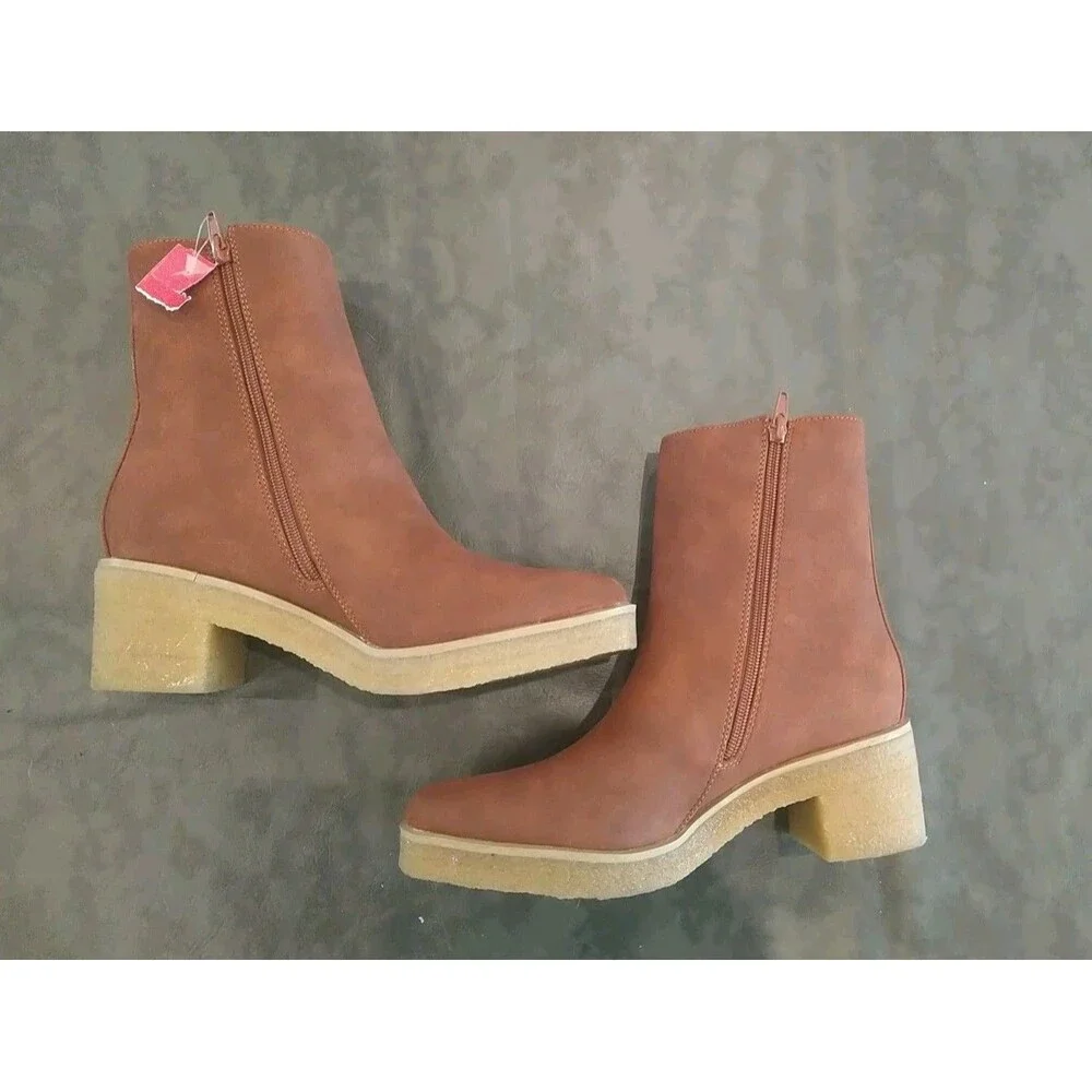 Coconuts Elsa Faux Leather Boots Sz 8 Brown Cottage Core Boho Cozy
